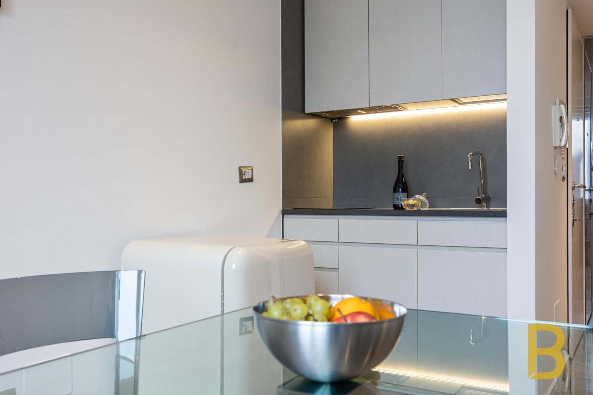 BePlace Garibaldi Suites Milan Bagian luar foto