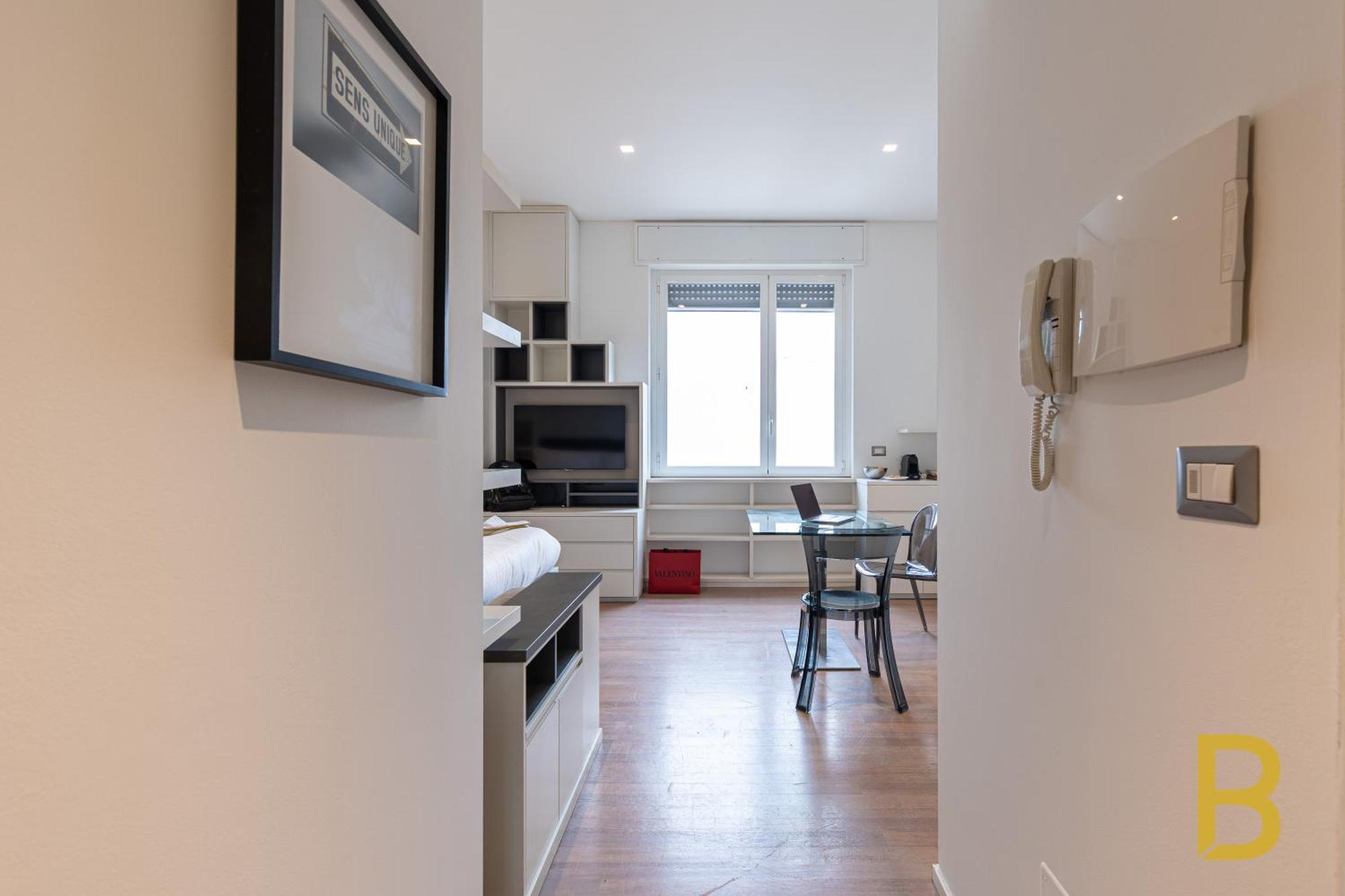 BePlace Garibaldi Suites Milan Bagian luar foto