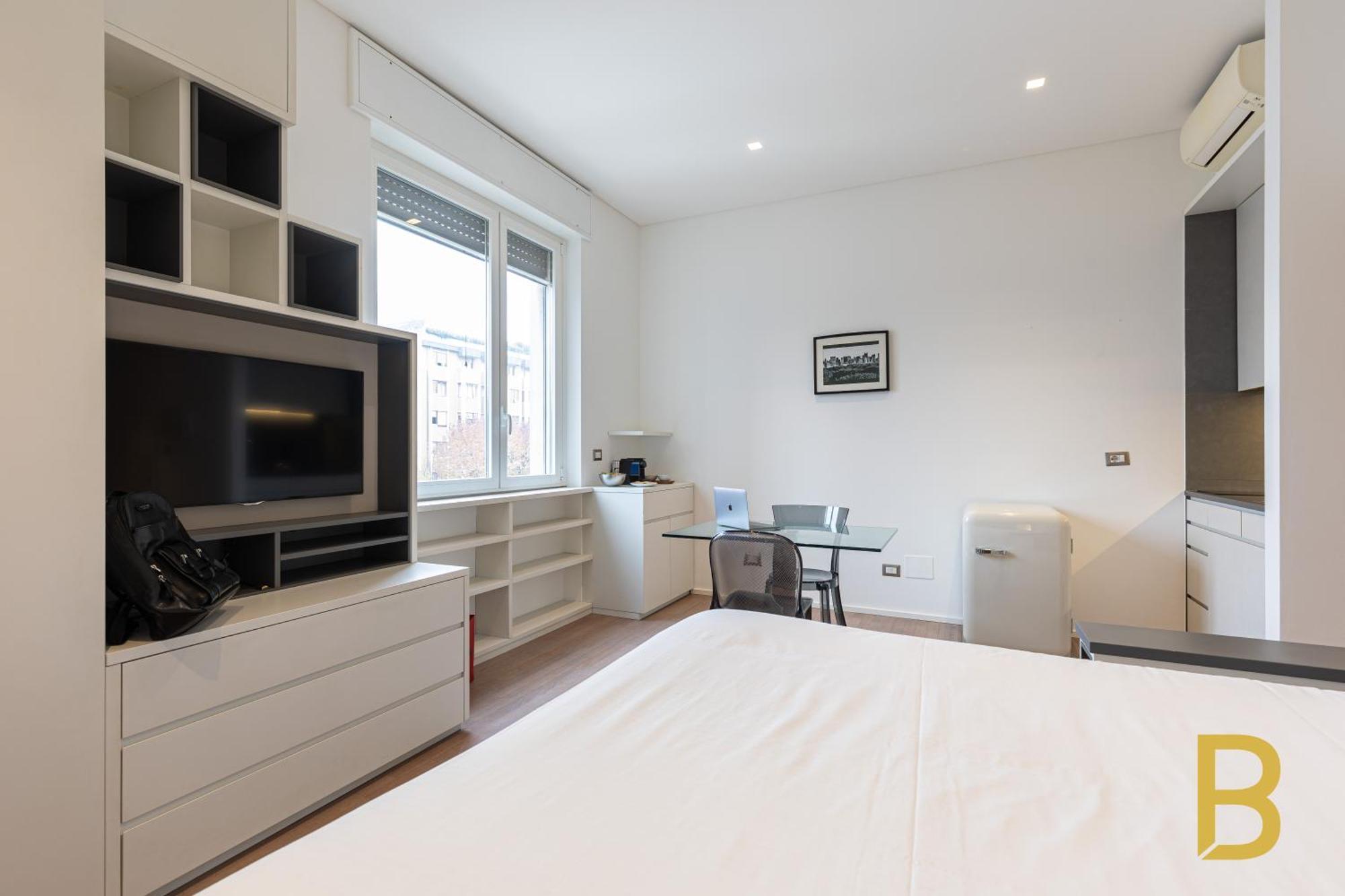 BePlace Garibaldi Suites Milan Bagian luar foto